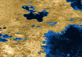 Imagem de radar colorizada, dos lagos em Titã - Clique para ampliar